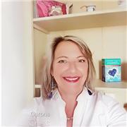 Je donne des cours  de façon à ce que chacun mette en valeur ses forces et ai confiance en soi pour apprendre et évoluer